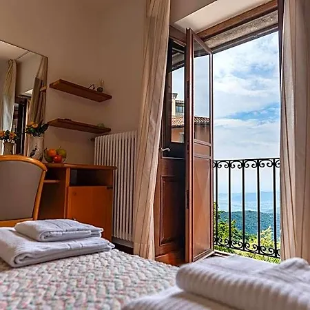 Hotel Casa Del Pellegrino - Castelmonte Prepotto (Udine)
