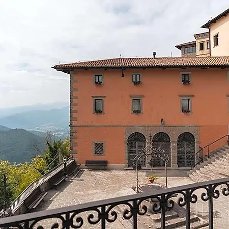 Casa Del Pellegrino - Castelmonte *